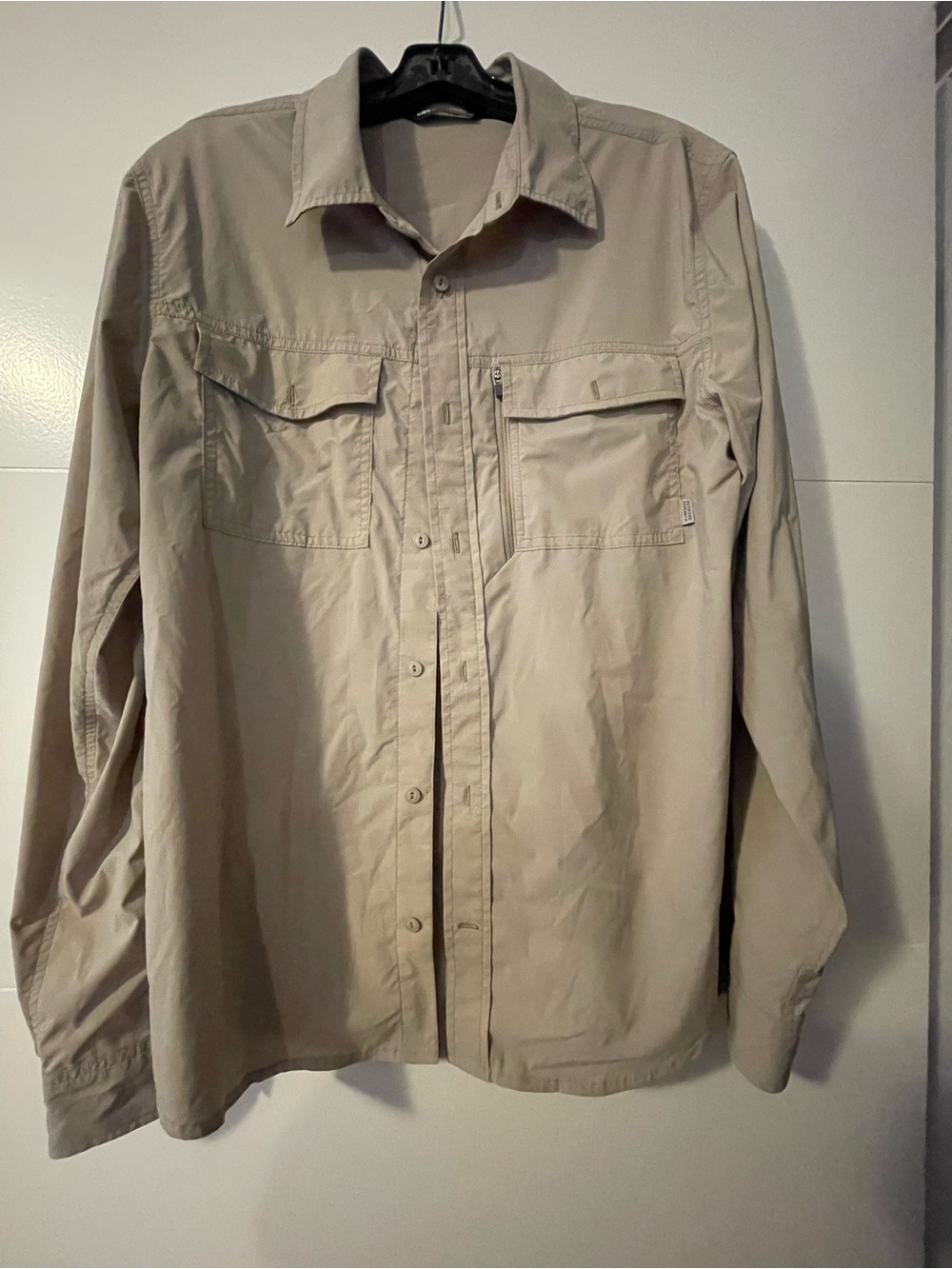 Outdoor Research Men's Button-Front Sun UV shirt in Khaki/Taupe